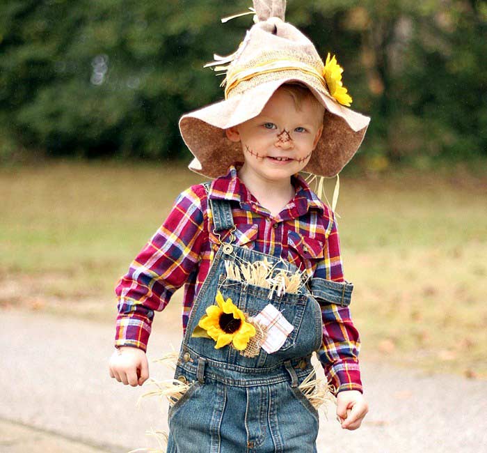 scarecrow hat from felt stitchless